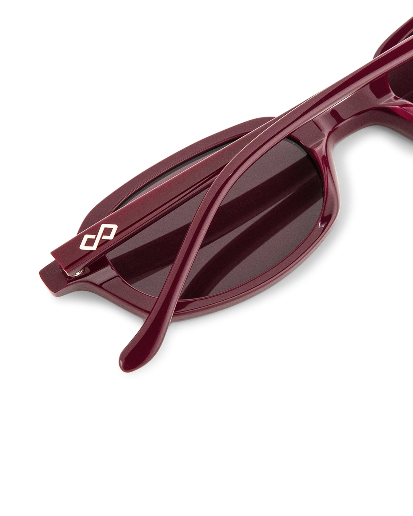 Get Women’s Sunglasses in Burgundy Colour – Shop Online in USA, UK, Canada & United Arab Emirates